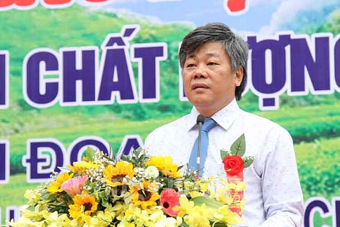 Trồng cỏ chất lượng cao, hướng tới xuất khẩu trong co chat luong cao huong toi xuat khau