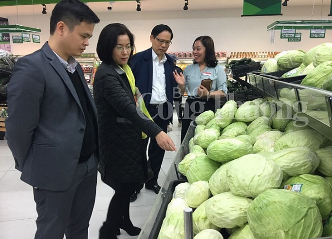 ha noi doanh nghiep dong hanh tri an nguoi tieu dung