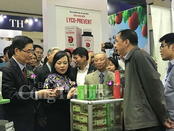 khai mac hoi cho duoc lieu lan thu nhat nam 2019