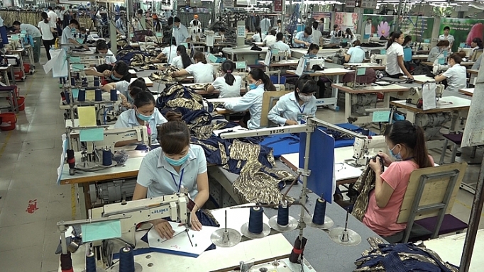 Hà Nội: Đồng bộ các giải pháp phát triển sản xuất kinh doanh, đảm bảo an sinh xã hội ha noi quyet liet cai cach hanh chinh ho tro phat trien san xuat kinh doanh dam bao an sinh xa hoi