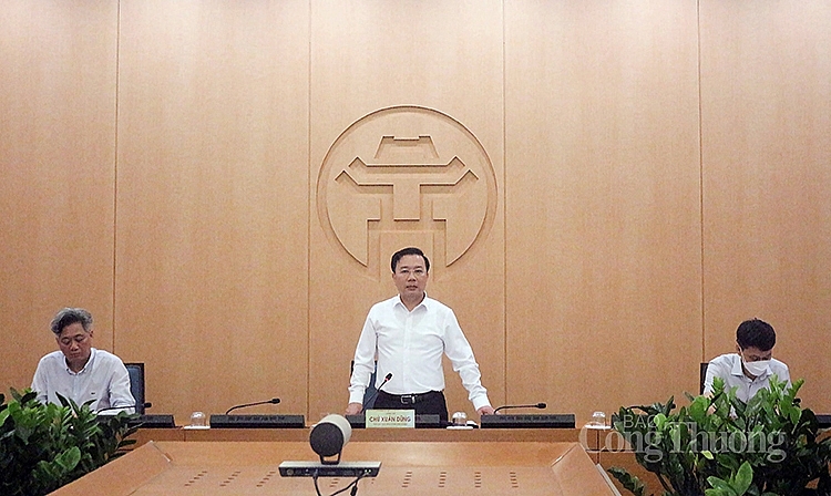 ông Chử Xuân Dũng - Phó Chủ tịch UBND thành phố Hà Nội phát biểu tại Hội nghị ông Chử Xuân Dũng - Phó Chủ tịch UBND thành phố Hà Nội phát biểu tại Hội nghị