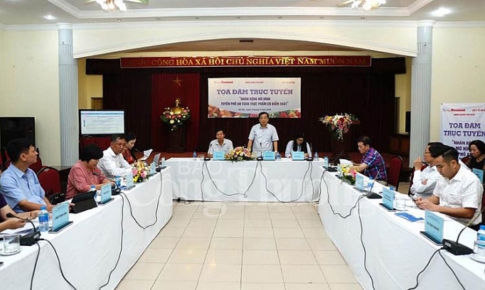 Khó khăn khi triển khai thí điểm tuyến phố an toàn thực phẩm có kiểm soát tại Hà Nội kho khan khi thi diem trien khai tuyen pho an toan thuc pham co kiem soat tai ha noi