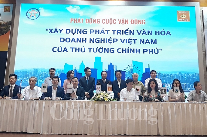 phat dong cuoc van dong xay dung va phat trien van hoa doanh nghiep viet nam