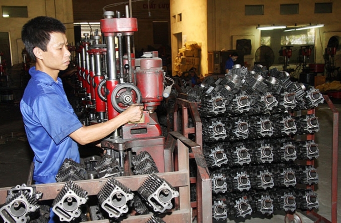 Hoàn thiện cơ chế, chính sách, xây dựng, hoàn thiện và triển khai hiệu quả, đồng bộ các cơ chế, chính sách đặc thù phát triển CNHT Hoàn thiện cơ chế, chính sách, xây dựng, hoàn thiện và triển khai hiệu quả, đồng bộ các cơ chế, chính sách đặc thù phát triển CNHT