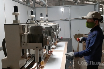 Xuất khẩu đồ nội thất phòng khách và phòng ăn bằng gỗ dự báo nhiều cơ hội tăng trưởng nhanh