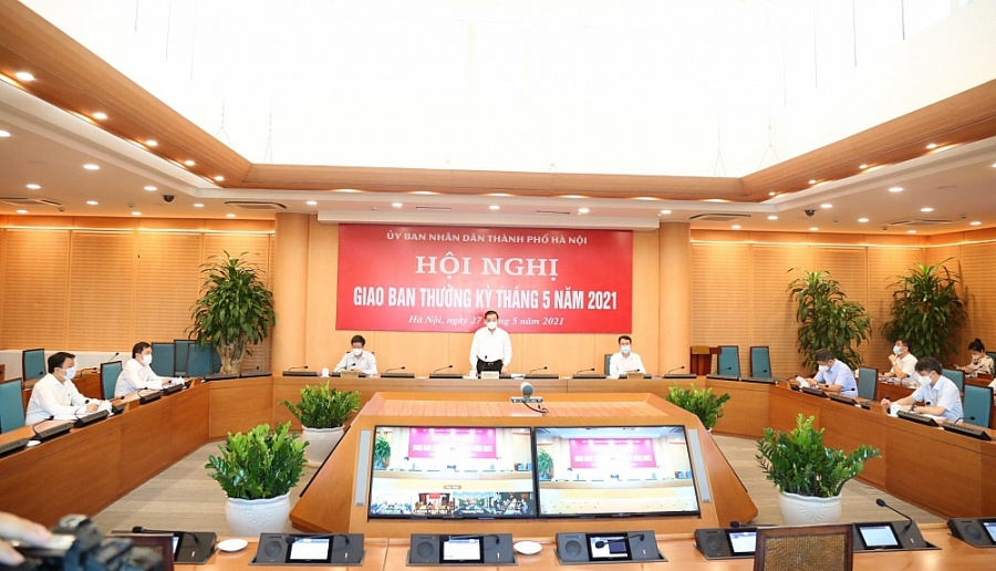 Chủ tịch UBND thành phố Hà Nội Chu Ngọc Anh chủ trì hội nghị