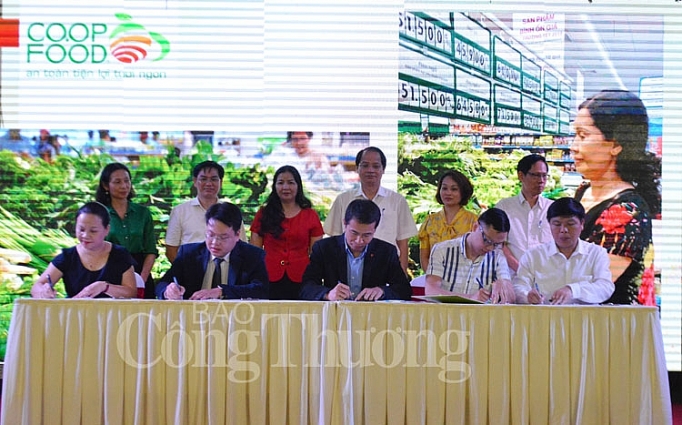 Hà Nội: Doanh nghiệp trên địa bàn Thủ đô chung tay hành động chống rác thải nhựa ha noi doanh nghiep tren dia ban thu do chung tay hanh dong chong rac thai nhua