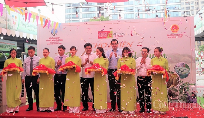 Chợ phiên nông sản cuối tuần: Trải nghiệm mua sắm mới cho người tiêu dùng cho phien nong san cuoi tuan trai nghiem mua sam moi cho nguoi tieu dung