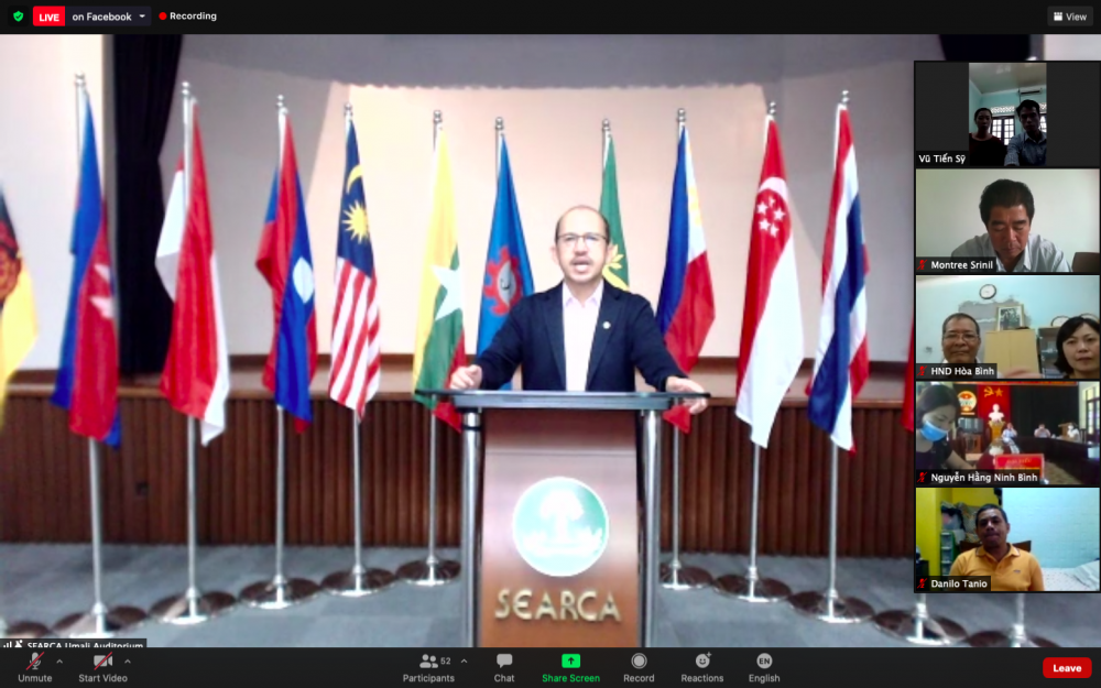 Ảnh chụp trực tiếp từ Đối thoại Hợp tác với Nông dân trong quá trình chuyển đổi Hệ thống sản xuất thực phẩm nông nghiệp ngày 14/06/2021 Ảnh chụp trực tiếp từ Đối thoại Hợp tác với Nông dân trong quá trình chuyển đổi Hệ thống sản xuất thực phẩm nông nghiệp ngày 14/06/2021