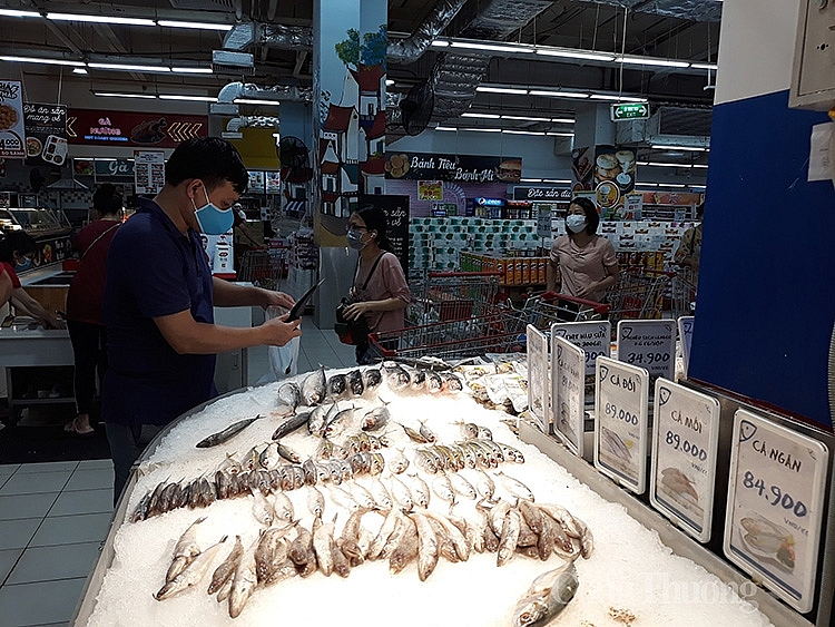 Hà Nội ngày đầu thực hiện giãn cách theo Chỉ thị 16: Sức mua có tăng, chợ truyền thống và siêu thị đẩy mạnh bán online