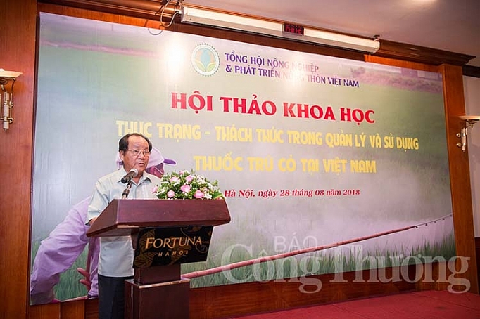 Cấp bách việc quản lý sản xuất kinh doanh và sử dụng thuốc trừ cỏ cap bach viec quan ly san xuat kinh doanh va su dung thuoc tru co