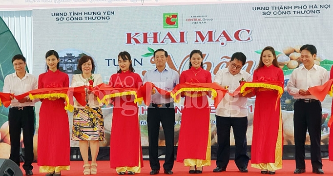 quang ba gioi thieu nhan hung yen tai sieu thi big c