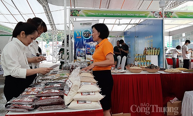 Hà Nội: Kết nối nông sản thực phẩm an toàn cho các chợ trên địa bàn thành phố Hà Nội: Kết nối nông sản thực phẩm an toàn cho các chợ trên địa bàn thành phố