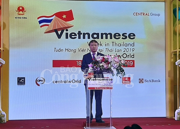 Khai mạc Tuần hàng Việt Nam tại Thái Lan 2019: Đưa sản phẩm Việt tiến sâu vào thị trường Thái Lan khai mac tuan hang viet nam tai thai lan 2019 dua san pham viet tien sau vao thi truong thai lan