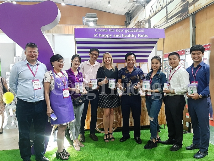 TVV Việt Nam giới thiệu sữa dê Bubs nhập khẩu từ Australia đến người tiêu dùng tvv viet nam gioi thieu su a de bubs nhap khau tu australia den nguoi tieu dung