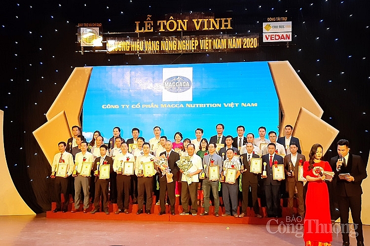 Vinh danh 80 thương hiệu Vàng Nông nghiệp Việt Nam 2020 4355-thuong-hieu-vang-nong-nghiep-viet-nam