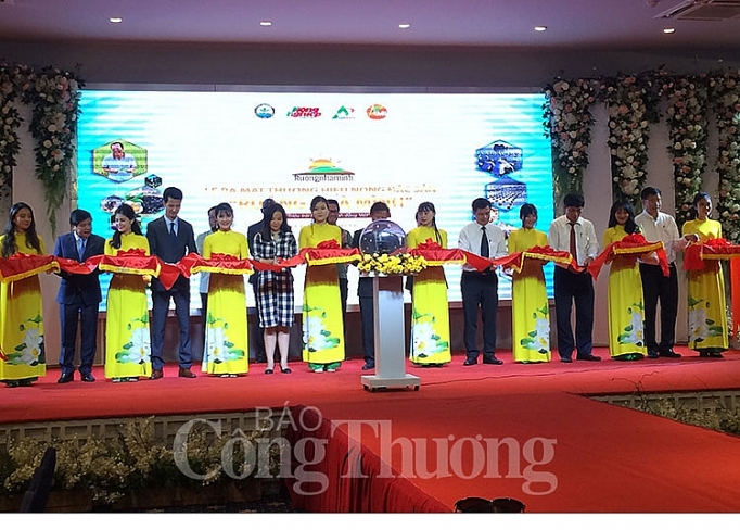 Ra mắt thương hiệu “Ruộng nhà mình” ra mat thuong hieu ruong nha minh