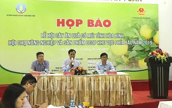 Sắp diễn ra Lễ hội cây ăn quả có múi tỉnh Hòa Bình sap dien ra le hoi cay an qua co mui tinh hoa binh