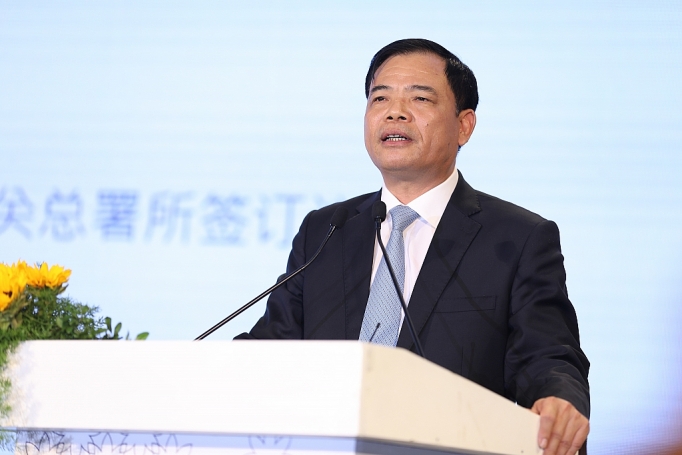 xuat khau lo san pham sua dau tien cua viet nam sang thi truong trung quoc