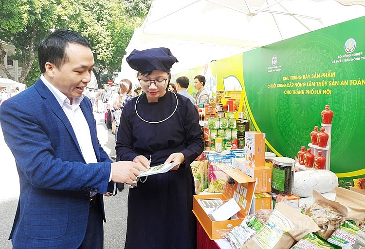 0745-chuoi-cung-ung-rau-thit-an-toan