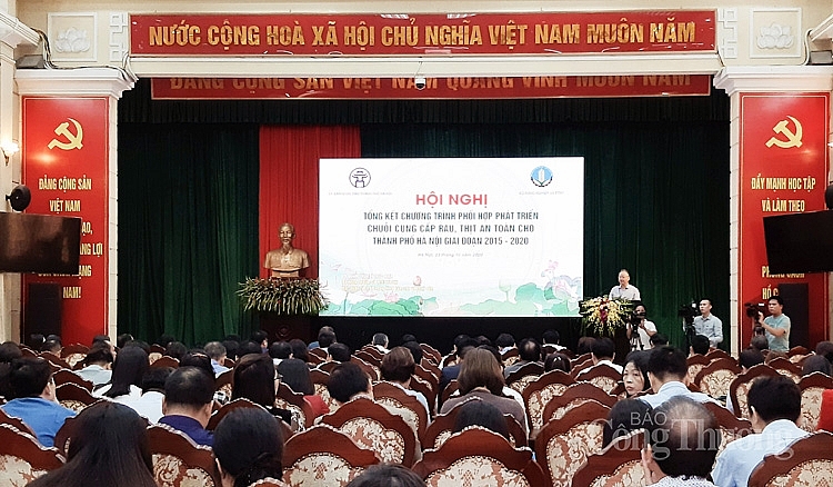 0756-toan-canh-hoi-nghi