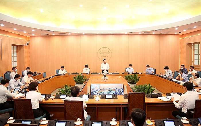 Chủ tịch UBND Thành phố Chu Ngọc Anh chủ trì cuộc họp