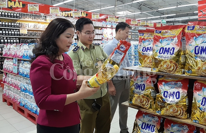 Tháng khuyến mại Hà Nội 2019: Bùng nổ mua sắm, kích cầu tiêu dùng thang khuyen mai ha noi 2019 bung no mua sam kich cau tieu dung