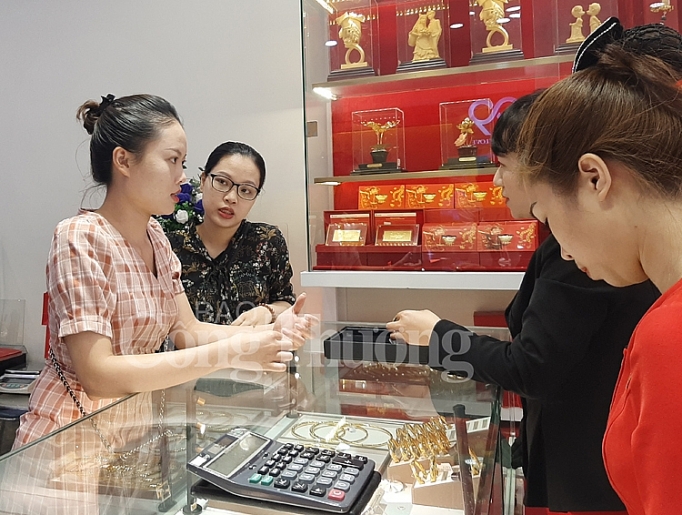 Tháng khuyến mại Hà Nội 2019: Bùng nổ mua sắm, kích cầu tiêu dùng thang khuyen mai ha noi 2019 bung no mua sam kich cau tieu dung