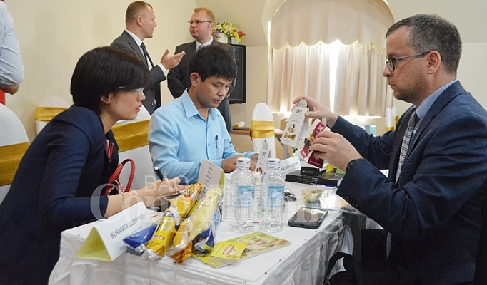 ha noi tao moi truong de doanh nghiep ba lan va viet nam hop tac kinh doanh