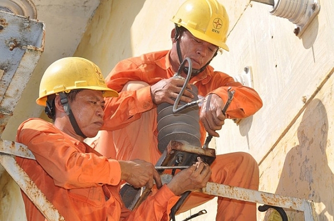 ha noi cu the hoa viec su dung nang luong tiet kiem va hieu qua