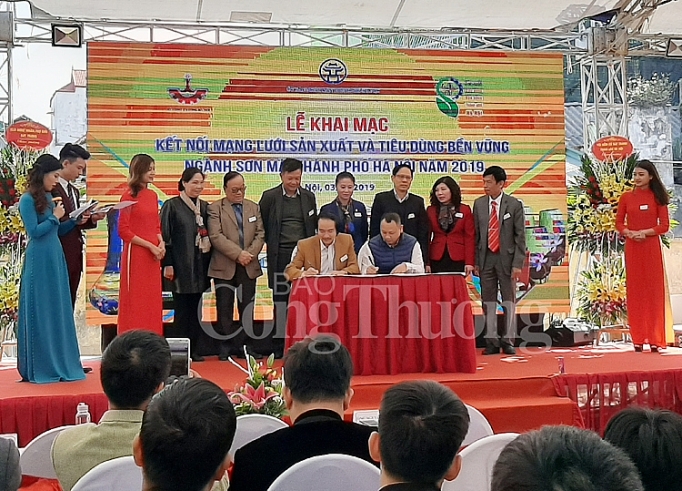 Hà Nội: Kết nối mạng lưới sản xuất và tiêu dùng bền vững ngành sơn mài ha noi ket noi mang luoi san xuat va tieu dung ben vung nganh son mai nam 2019