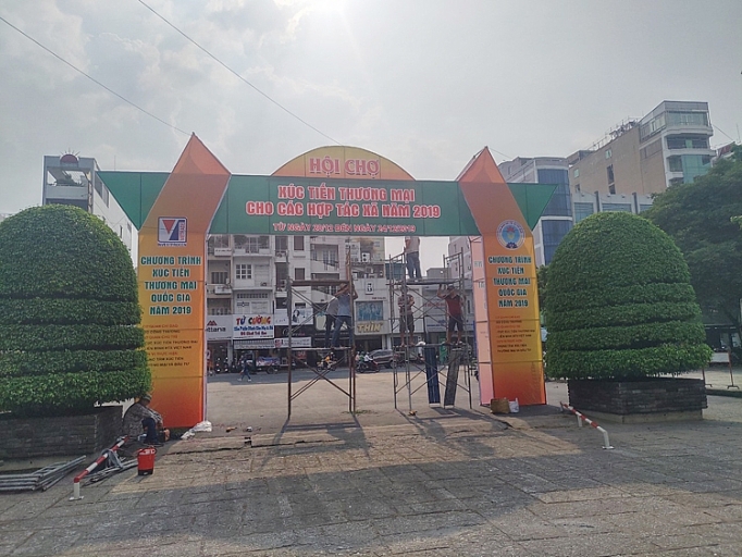 tp ho chi minh 250 gian hang tieu chuan se tham gia hoi cho xuc tien thuong mai cho cac htx nam 2019