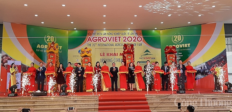 Cắt băng khai mạc Hội chợ AgroViet 2020 5407-cat-bang-khai-mac-hoi-cho