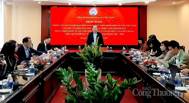 3357-toan-canh-hop-bao