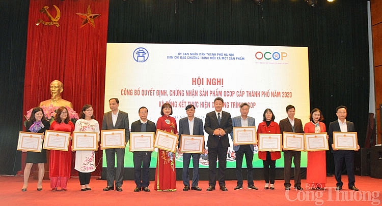 0619-trao-chung-nhan-ocop