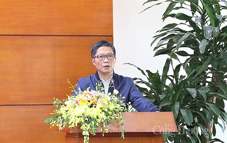 Ông Trần Tuấn Anh, Ủy viên Bộ Chính trị, Trưởng Ban Kinh tế Trung ương, Trưởng Ban Chỉ đạo tổng kết Nghị quyết tham dự và chủ trì Hội nghị. 