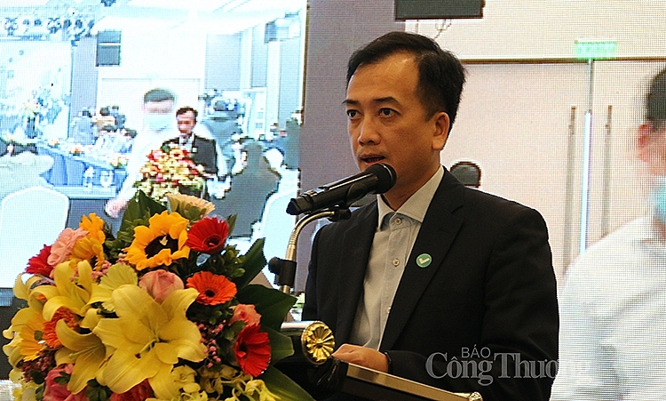 Ông Trịnh Quốc Vũ- Phó Vụ trưởng Vụ Tiết kiệm năng lượng và phát triển bền vững Ông Trịnh Quốc Vũ- Phó Vụ trưởng Vụ Tiết kiệm năng lượng và phát triển bền vững