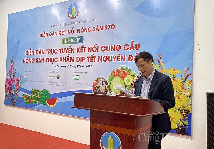 Ông Đào Văn Hồ - Giám đốc Trung tâm Xúc tiến thương mại Nông nghiệp phát biểu tại Diễn đàn Ông Đào Văn Hồ - Giám đốc Trung tâm Xúc tiến thương mại Nông nghiệp phát biểu tại Diễn đàn