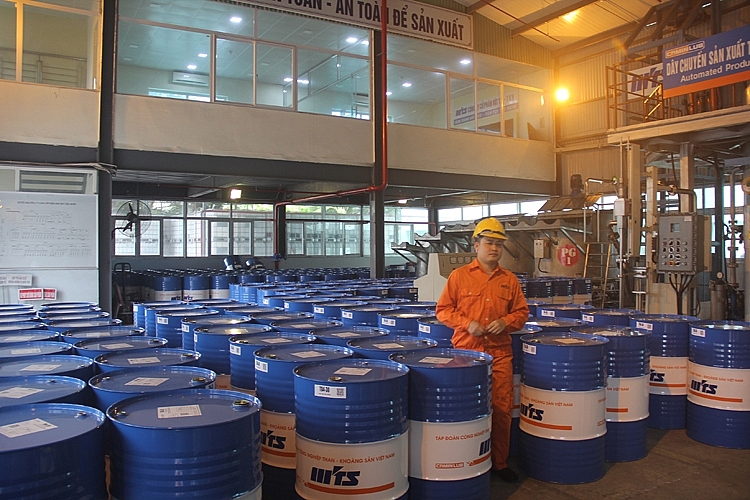 Công ty CP Vật tư TKV: Cung cấp 550.000 lít chất lỏng thủy lực chống cháy Cominlub HFS