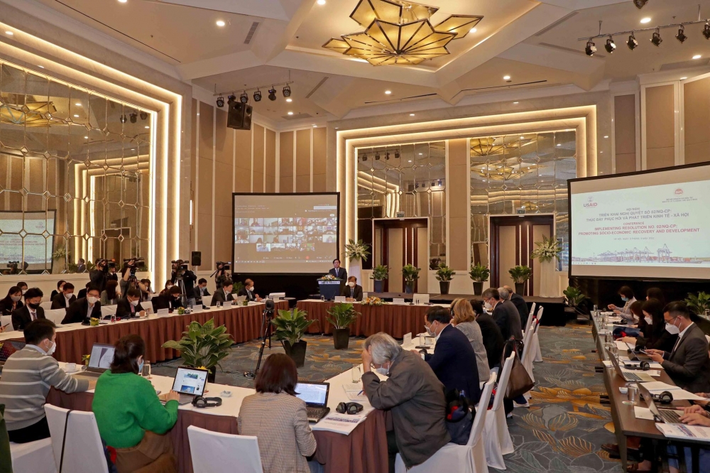 Cải thiện môi trường kinh doanh: “Một cánh chẳng làm nên mùa xuân” Cải thiện môi trường kinh doanh: “Một cánh chẳng làm nên mùa xuân”