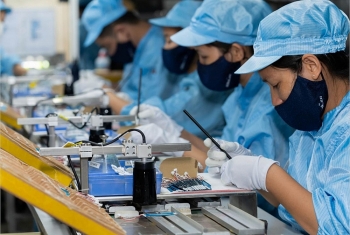 Công Thương qua góc nhìn báo chí ngày 28/4: Xuất nhập khẩu tăng mạnh, bất chấp Covid-19