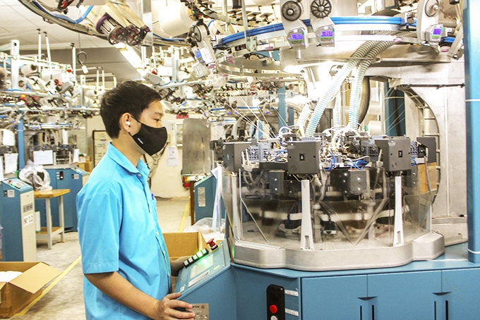 Chính sách mới của Trung Quốc và cơ hội thu hút đầu tư của Việt Nam Chính sách mới của Trung Quốc và cơ hội thu hút đầu tư của Việt Nam