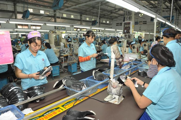 doanh nghiep chu dong ung pho thach thuc