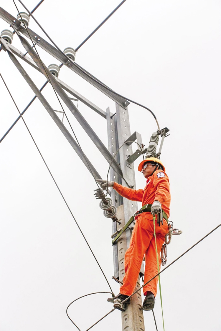 EVN: Điều chỉnh phụ tải, đảm bảo cung ứng điện evn dieu chinh phu tai dam bao cung ung dien