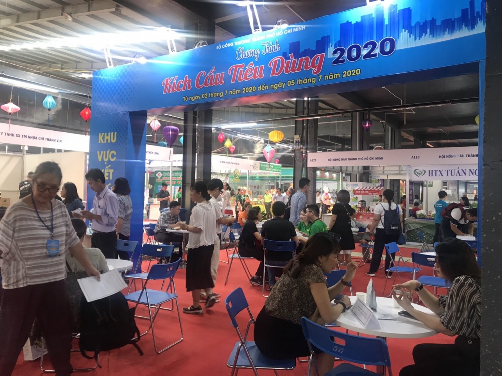 Kích cầu nội địa: Khôi phục sản xuất cho doanh nghiệp khoi phuc san xuat cho doanh nghiep