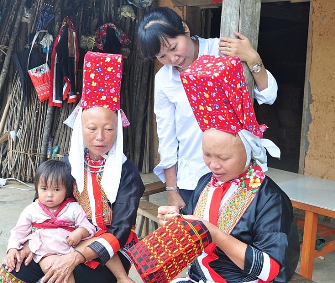binh lieu suc hut vung bien