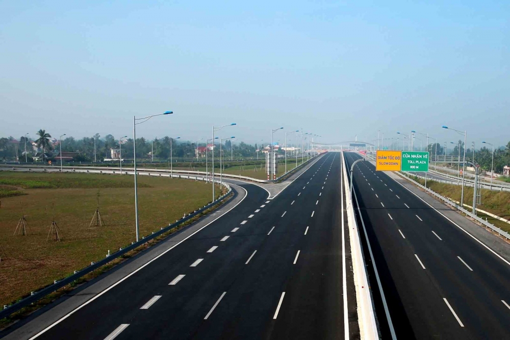 Thành lập 6 tổ công tác đẩy mạnh giải ngân vốn đầu tư công Thành lập 6 tổ công tác đẩy mạnh giải ngân vốn đầu tư công