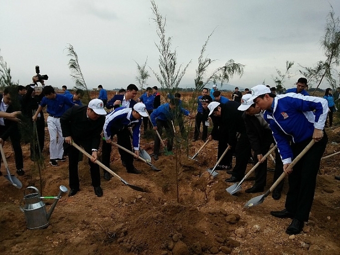 gop phan thuc hien muc tieu tang truong xanh