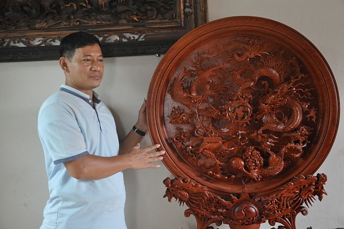 Nghệ nhân Nguyễn Trần Hiệp: Làm giàu bằng trách nhiệm và đam mê nghe nhan nguyen tran hiep lam giau bang trach nhiem va dam me