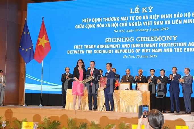 EVFTA: Cú hích cho xuất khẩu sau “bão dịch” Covid-19 evfta cu hich cho xuat khau sau bao dich covid 19